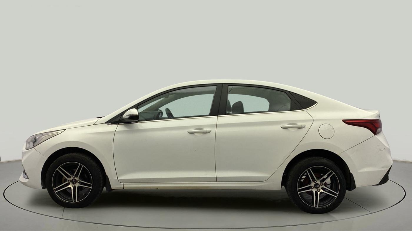 2017 Hyundai Verna 1.6 EX CRDI, Diesel, Manual, 81,471 km, Left Side