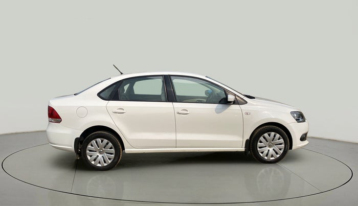 2015 Volkswagen Vento COMFORTLINE 1.6, Petrol, Manual, 23,808 km, Right Side View