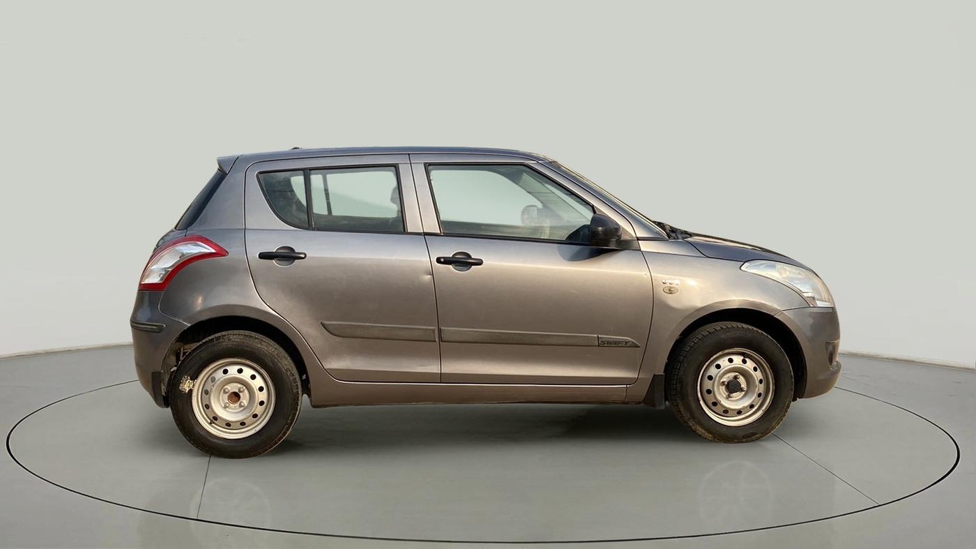 2014 Maruti Swift LXI, Petrol, Manual, 50,374 km, Right Side