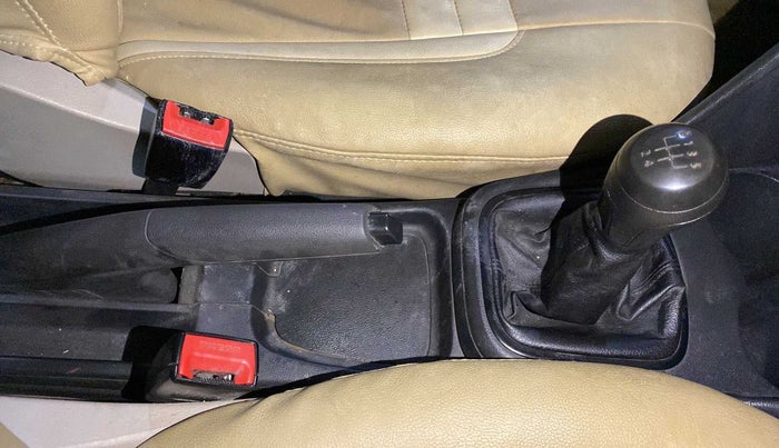 2013 Volkswagen Polo COMFORTLINE 1.2L PETROL, Petrol, Manual, 53,379 km, Gear Lever