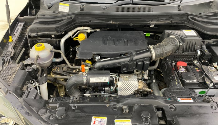 2025 Mahindra XUV 3XO MX2 Pro 1.2 L TCMPFi, Petrol, Manual, 8,725 km, Engine View - Right