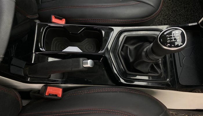 2025 Mahindra XUV 3XO MX2 Pro 1.2 L TCMPFi, Petrol, Manual, 8,725 km, Gear Lever