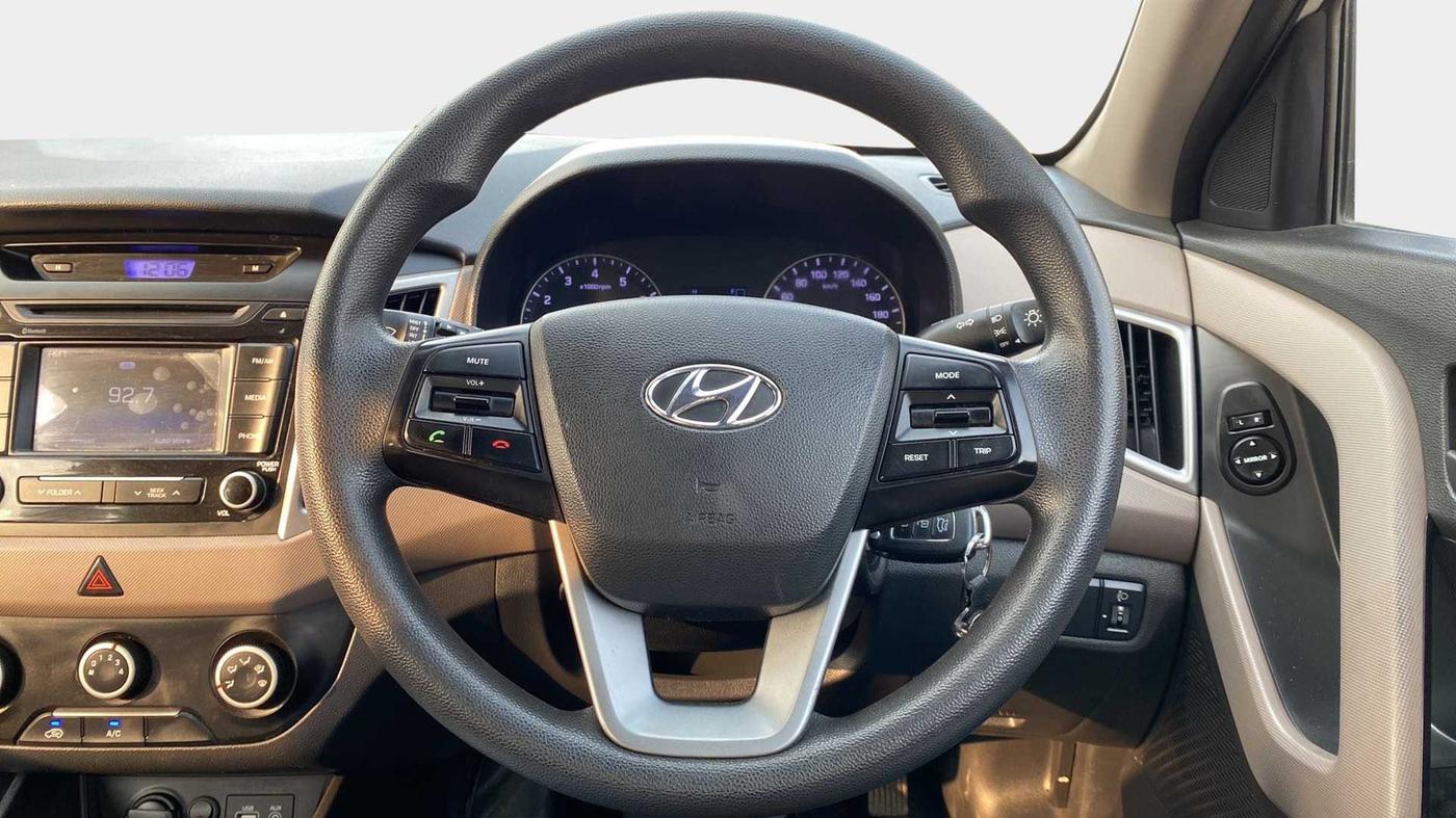 2018 Hyundai Creta E PLUS 1.6 PETROL, Petrol, Manual, 92,349 km, Steering Wheel Close Up