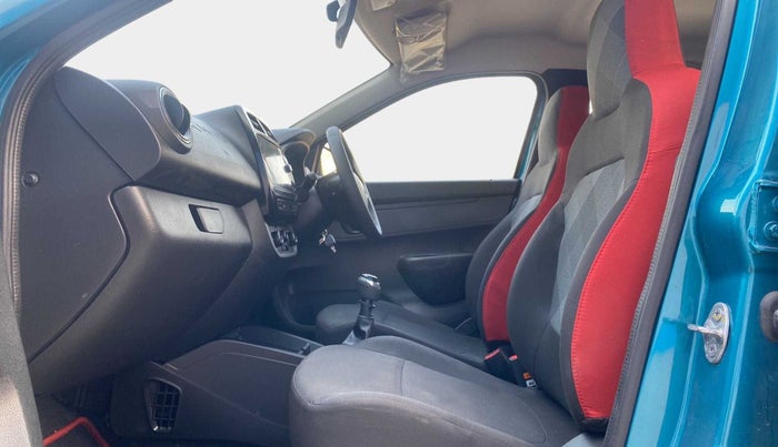 2023 Renault Kwid RXT 1.0, Petrol, Manual, 467 km, Right Side Front Door Cabin