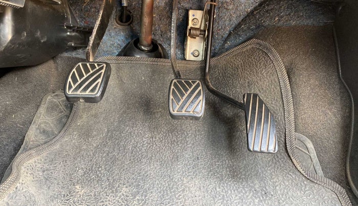 2015 Maruti Wagon R 1.0 VXI, Petrol, Manual, 26,964 km, Pedals