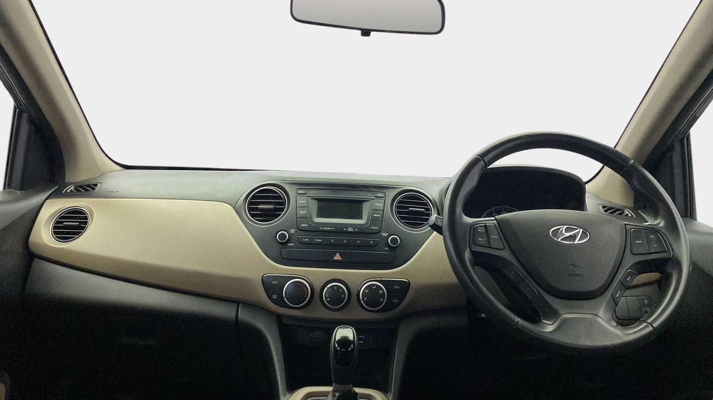 2016 Hyundai Grand i10 ASTA (O) AT 1.2 KAPPA VTVT, Petrol, Automatic, 52,430 km, Dashboard