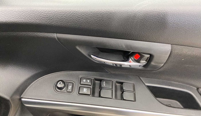 2021 Maruti S Cross ZETA 1.5, Petrol, Manual, 33,221 km, Driver Side Door Panels Control