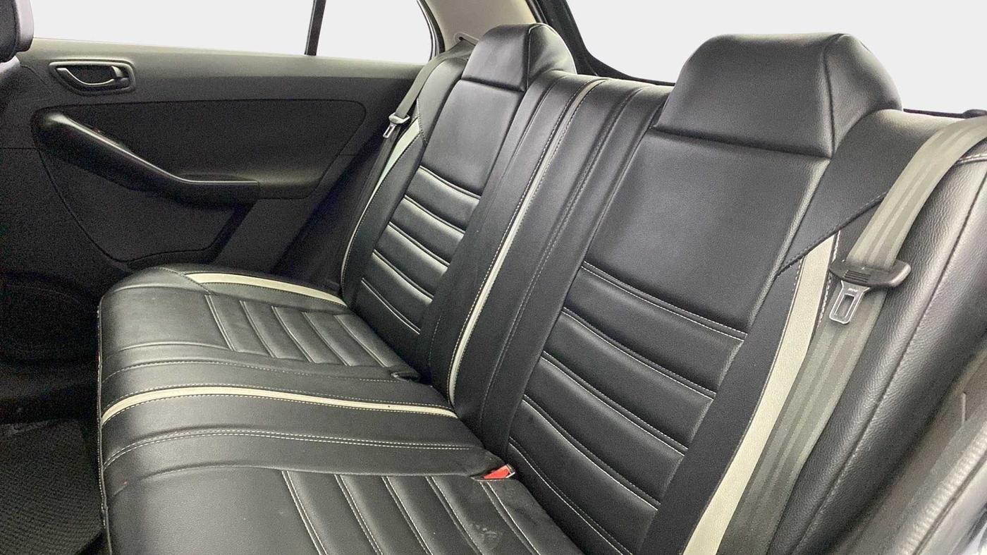 2016 Tata Bolt XM REVOTRON, Petrol, Manual, 87,683 km, Right Side Rear Door Cabin