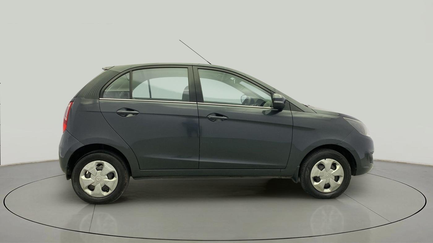 2016 Tata Bolt XM REVOTRON, Petrol, Manual, 87,683 km, Right Side View