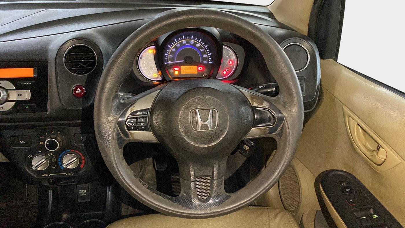 2016 Honda Brio S MT, Petrol, Manual, 40,897 km, Steering Wheel Close Up