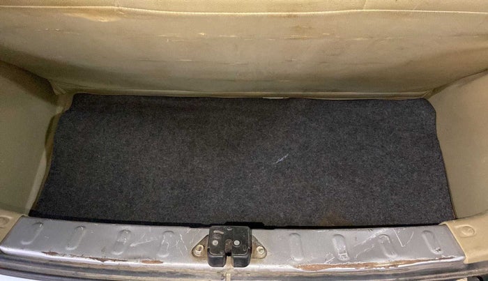 2016 Honda Brio S MT, Petrol, Manual, 40,897 km, Boot Inside