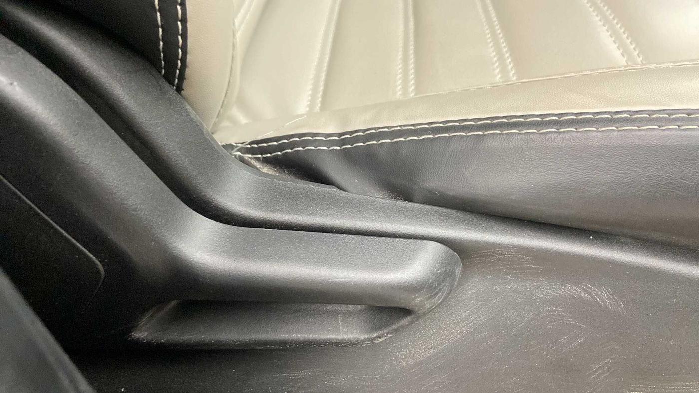 2021 Tata Tiago XT PETROL, Petrol, Manual, 7,483 km, Driver Side Adjustment Panel