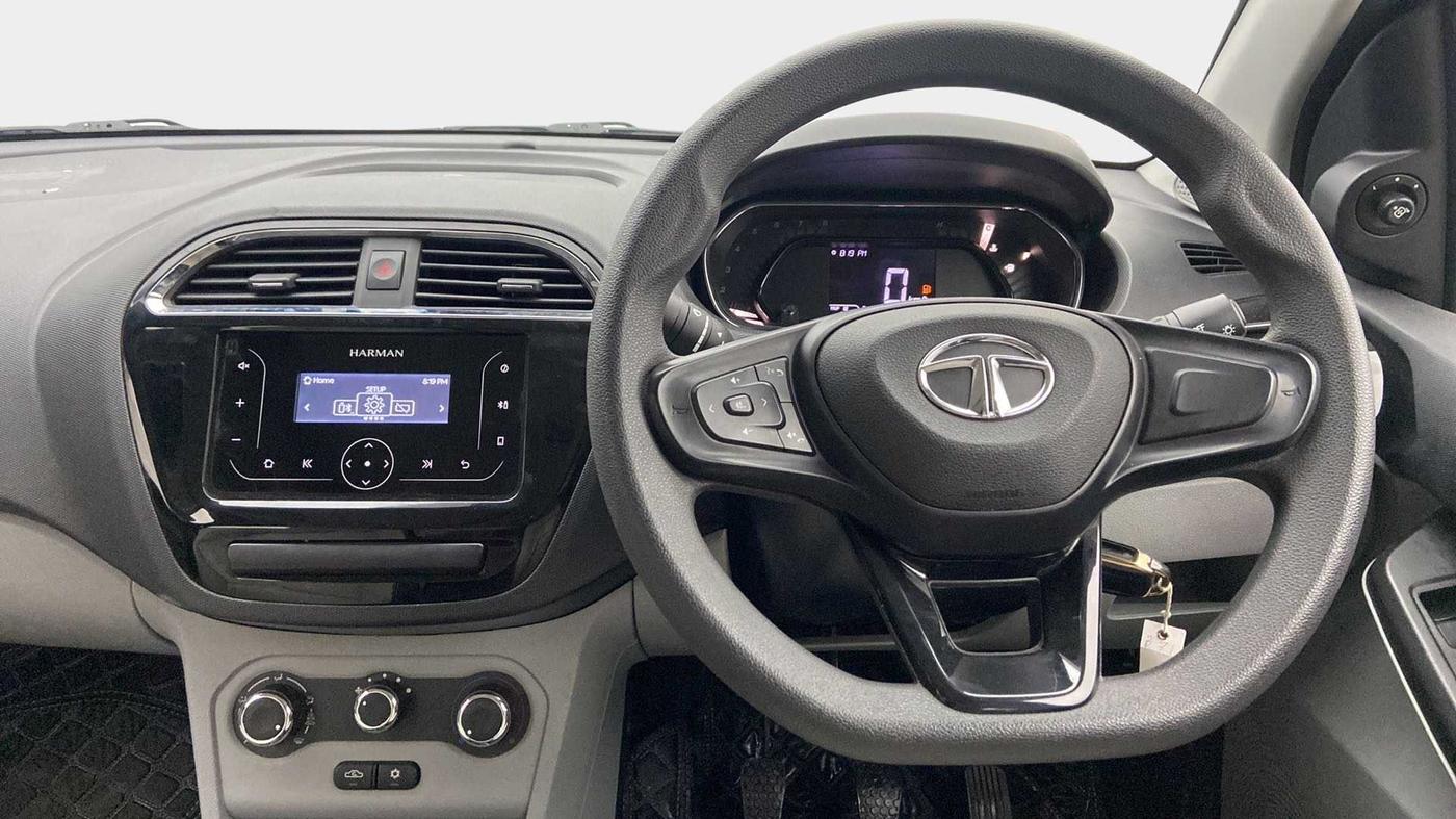 2021 Tata Tiago XT PETROL, Petrol, Manual, 7,483 km, Steering Wheel Close Up