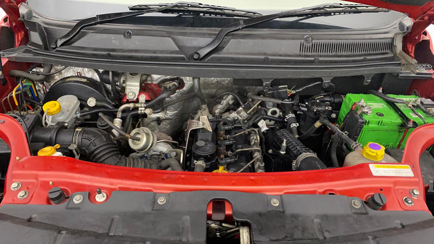 2017 Mahindra TUV300 T4 PLUS, Diesel, Manual, 58,142 km, Open Bonet