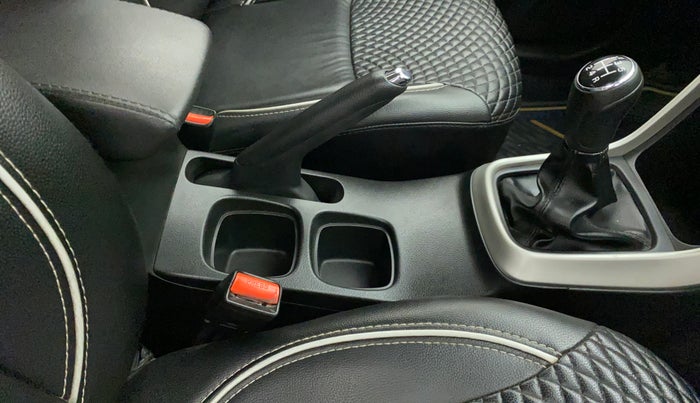 2017 Maruti S Cross ZETA 1.3, Diesel, Manual, 85,432 km, Gear Lever