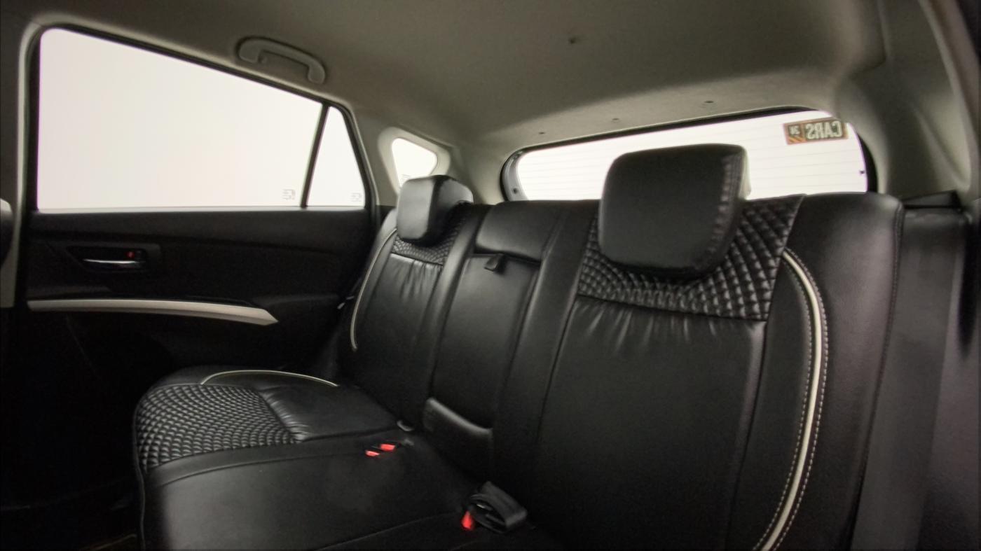 2017 Maruti S Cross ZETA 1.3, Diesel, Manual, 85,432 km, Right Side Rear Door Cabin