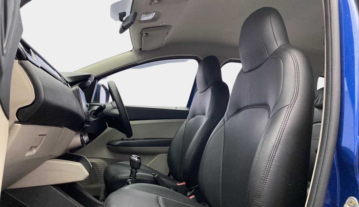2020 Renault TRIBER RXT, Petrol, Manual, 38,440 km, Right Side Front Door Cabin