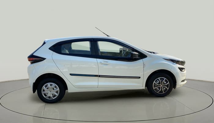 2023 Tata ALTROZ XE PLUS PETROL, Petrol, Manual, 5,784 km, Right Side View