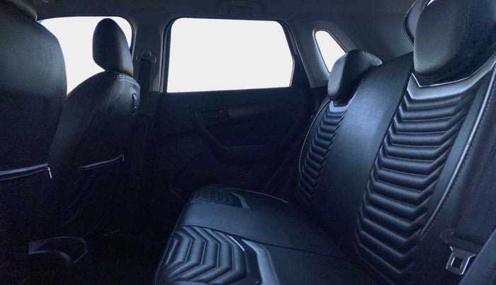 2021 Maruti Vitara Brezza VXI, Petrol, Manual, 34,127 km, Right Side Rear Door Cabin