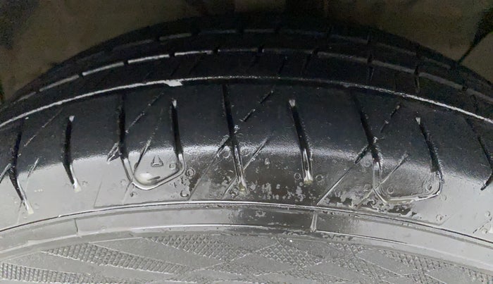 2019 Hyundai Creta SX 1.6 DIESEL, Diesel, Manual, 56,796 km, Right Front Tyre Tread