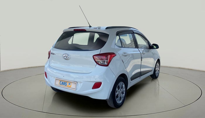 2015 Hyundai Grand i10 SPORTZ 1.2 KAPPA VTVT, Petrol, Manual, 98,675 km, Right Back Diagonal