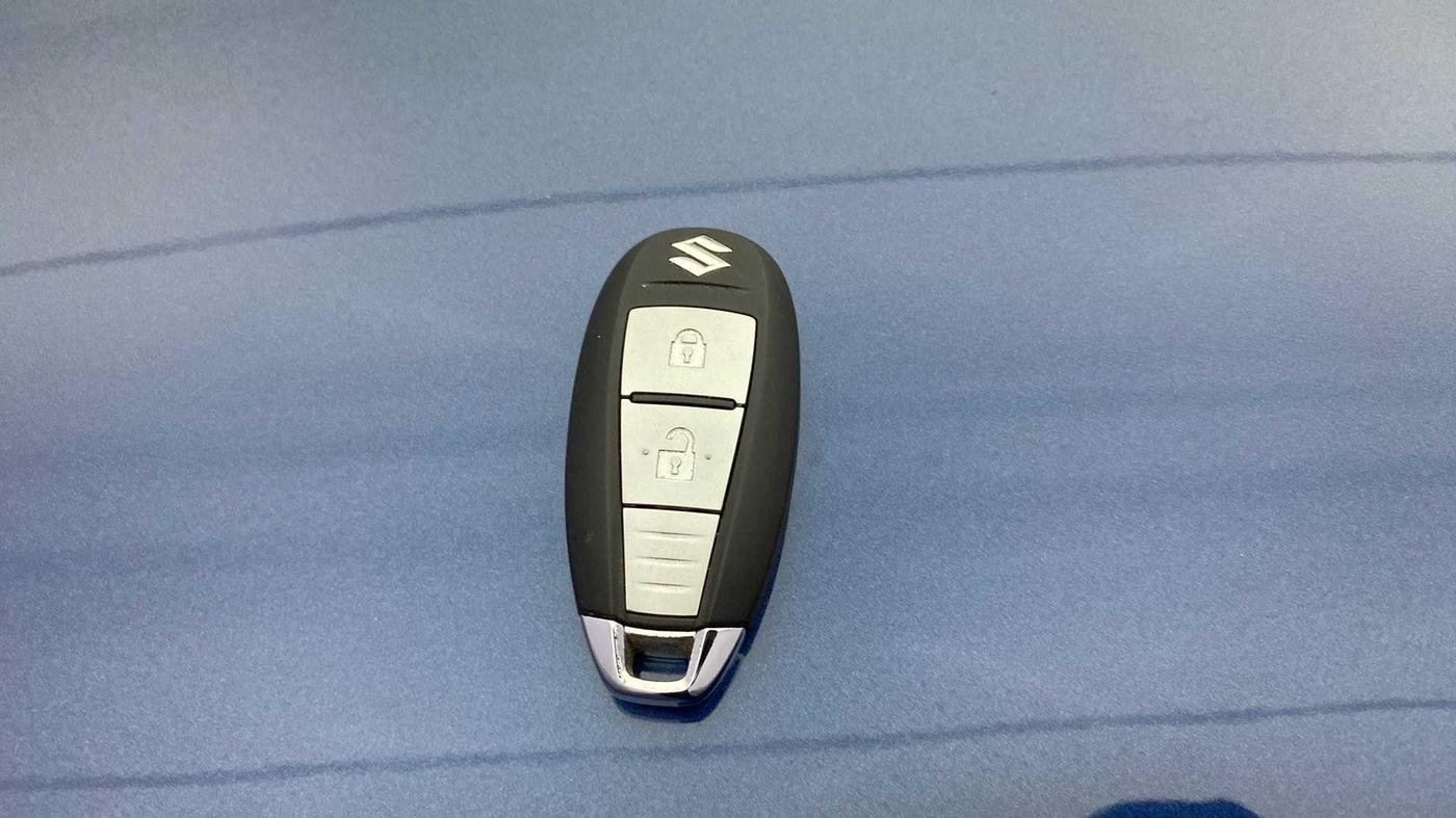 2018 Maruti Baleno ZETA PETROL 1.2, Petrol, Manual, 11,997 km, Key Close Up