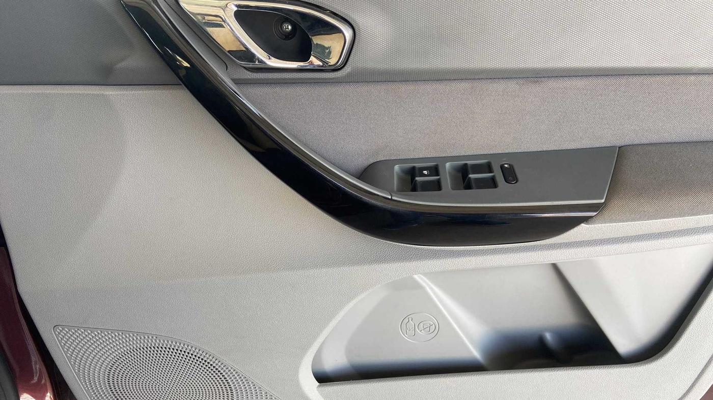 2020 Tata TIGOR XZ PLUS PETROL, Petrol, Manual, 6,859 km, Driver Side Door Panels Control