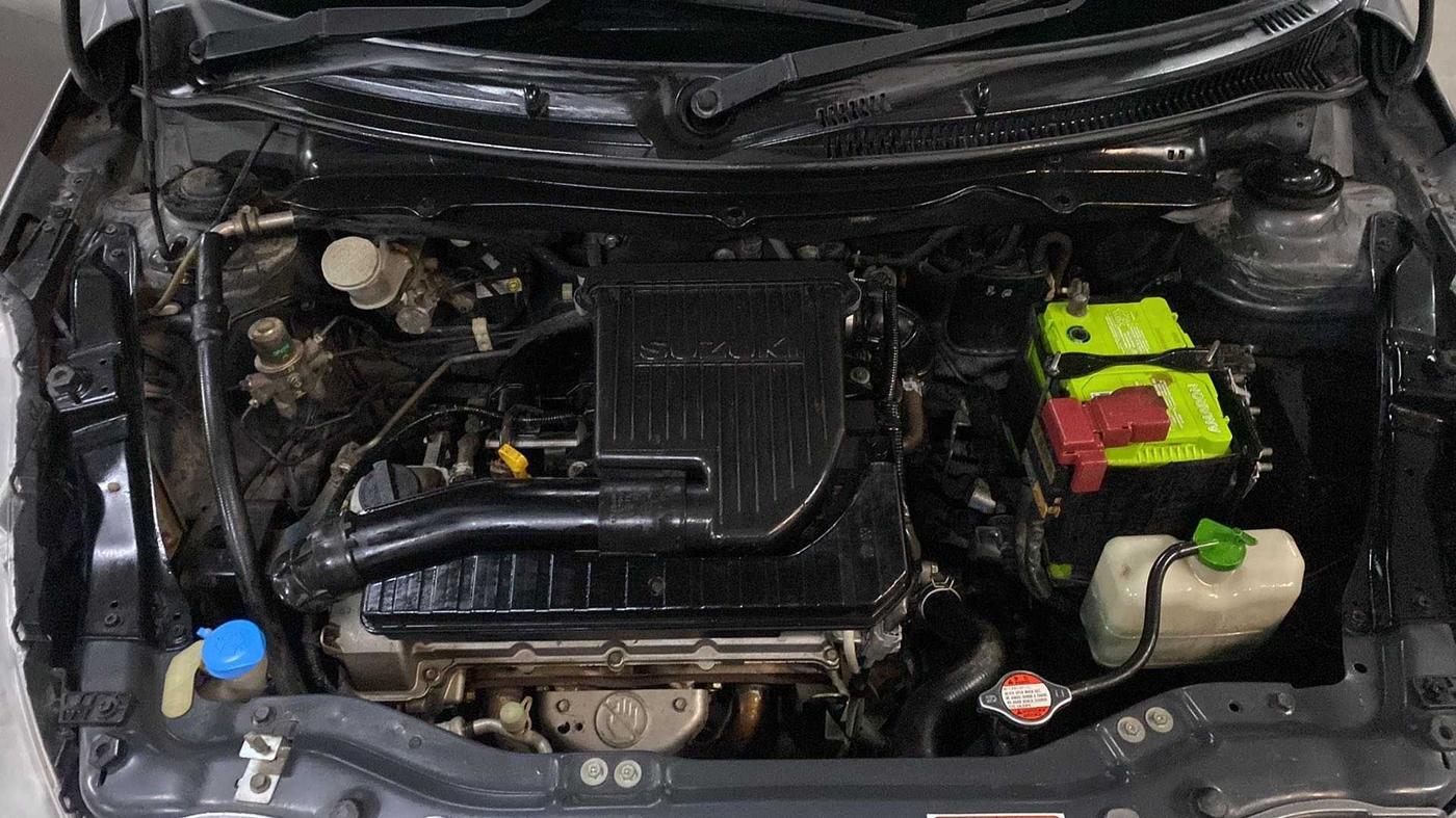 2013 Maruti Swift VXI, Petrol, Manual, 88,726 km, Open Bonet