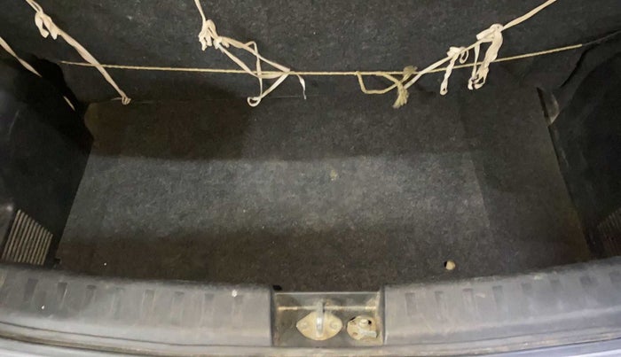 2013 Maruti Swift VXI, Petrol, Manual, 88,726 km, Boot Inside