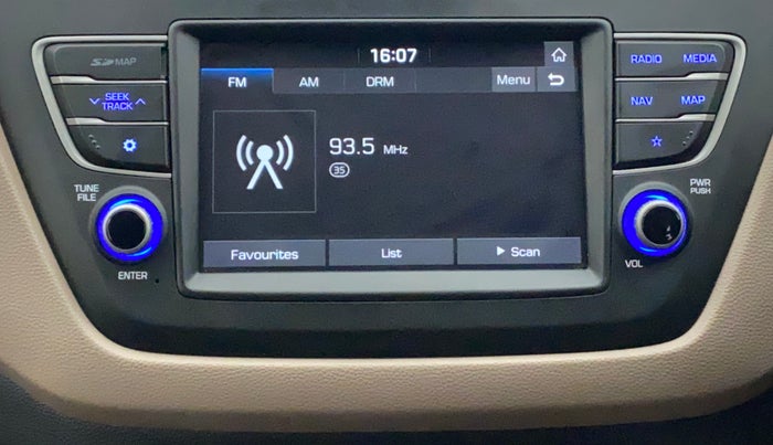 2019 Hyundai Elite i20 ASTA 1.2 (O), Petrol, Manual, 31,378 km, Infotainment System