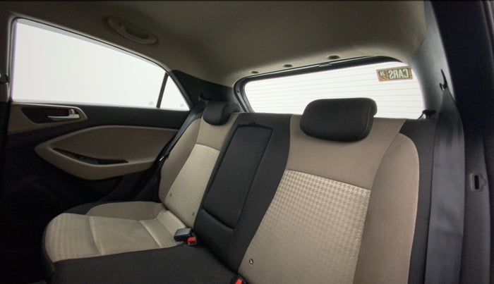 2019 Hyundai Elite i20 ASTA 1.2 (O), Petrol, Manual, 31,378 km, Right Side Rear Door Cabin