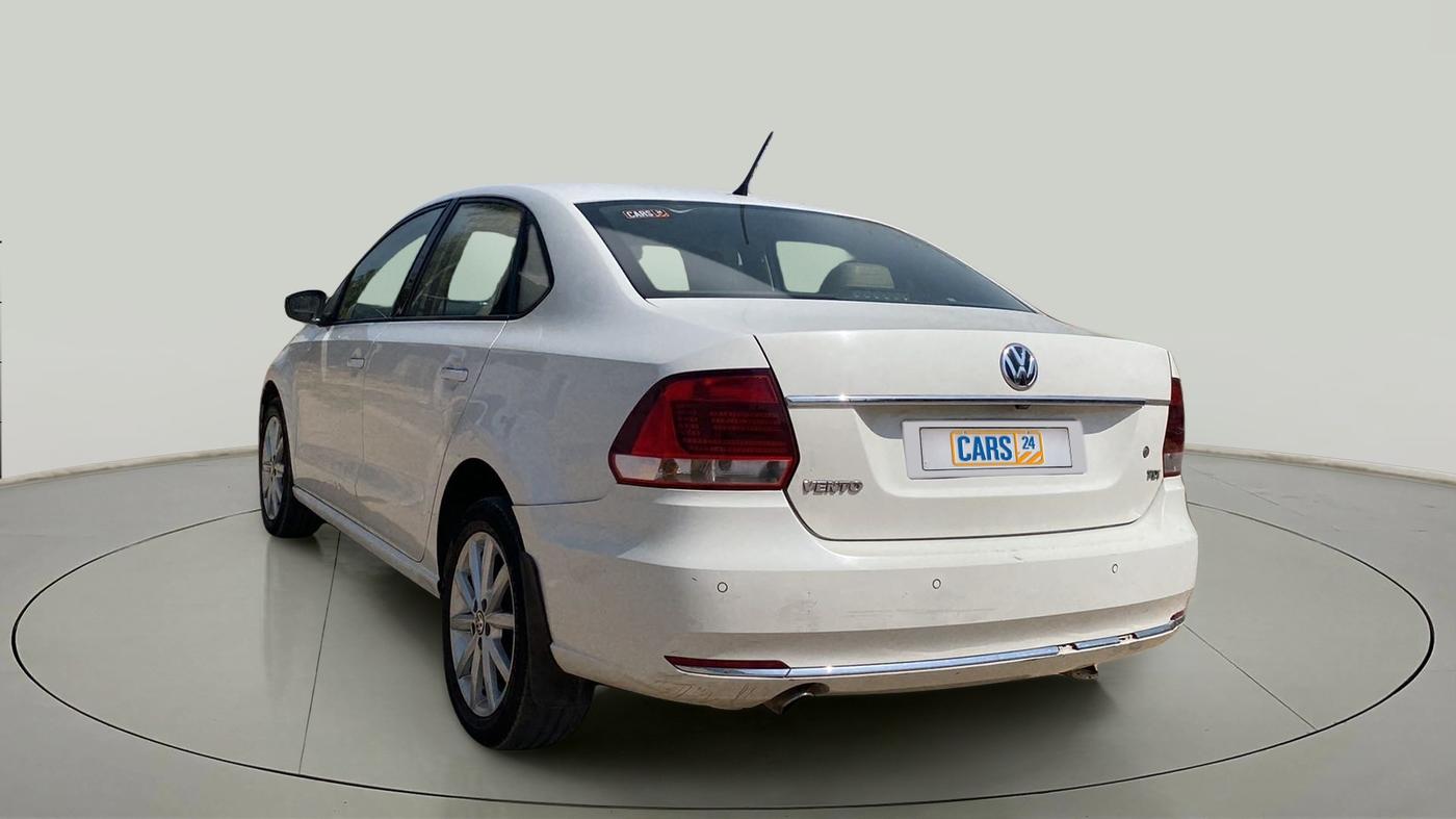 2017 Volkswagen Vento HIGHLINE PLUS 1.5 AT 16 ALLOY, Diesel, Automatic, 96,611 km, Left Back Diagonal