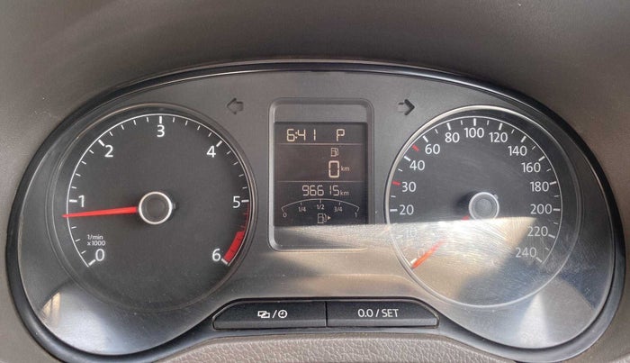 2017 Volkswagen Vento HIGHLINE PLUS 1.5 AT 16 ALLOY, Diesel, Automatic, 96,611 km, Odometer Image