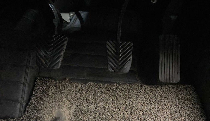 2018 Hyundai Verna 1.6 VTVT SX O, Petrol, Manual, 64,484 km, Pedals