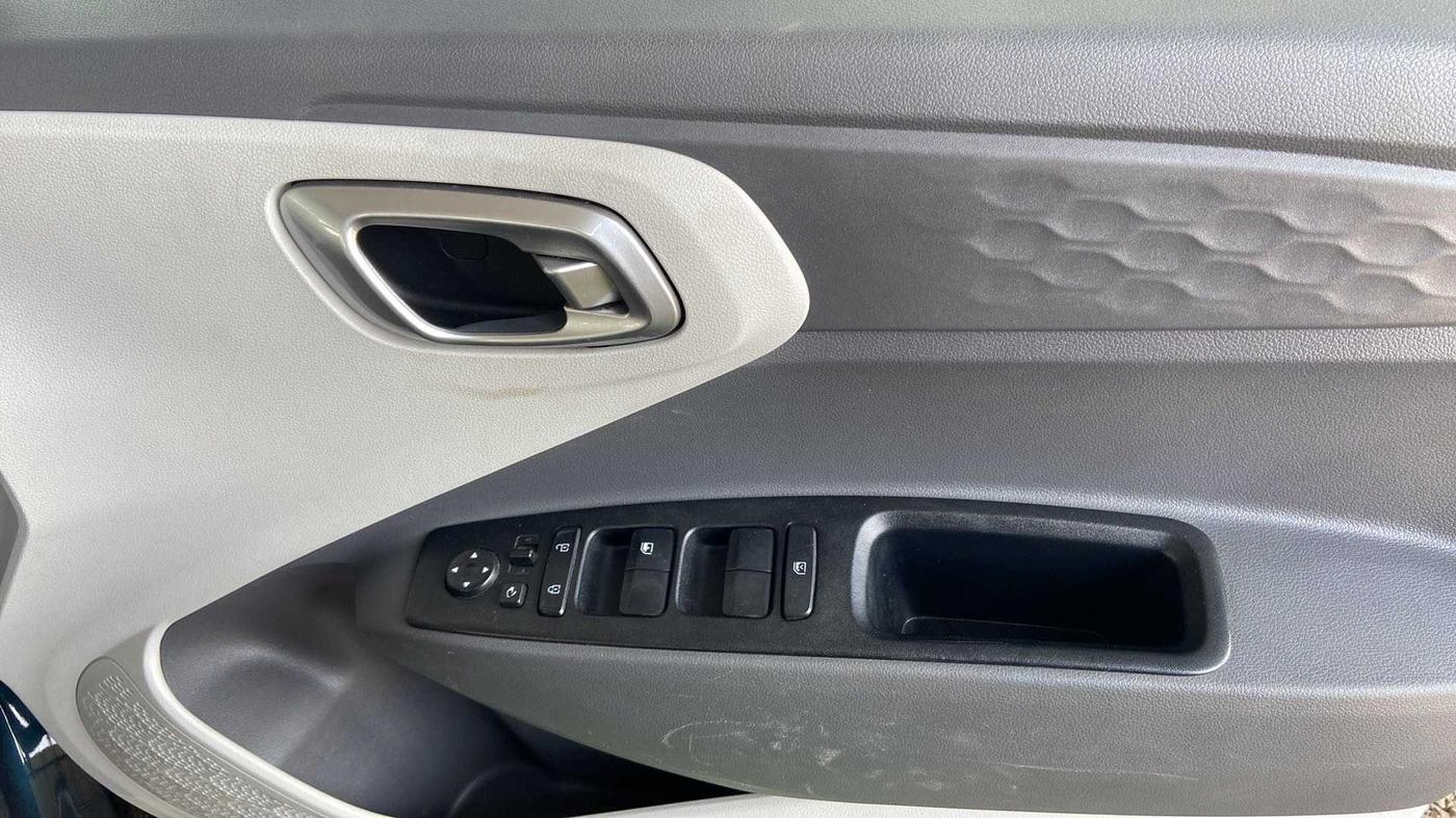 2019 Hyundai GRAND I10 NIOS SPORTZ AMT 1.2 KAPPA VTVT, Petrol, Automatic, 44,662 km, Driver Side Door Panels Control