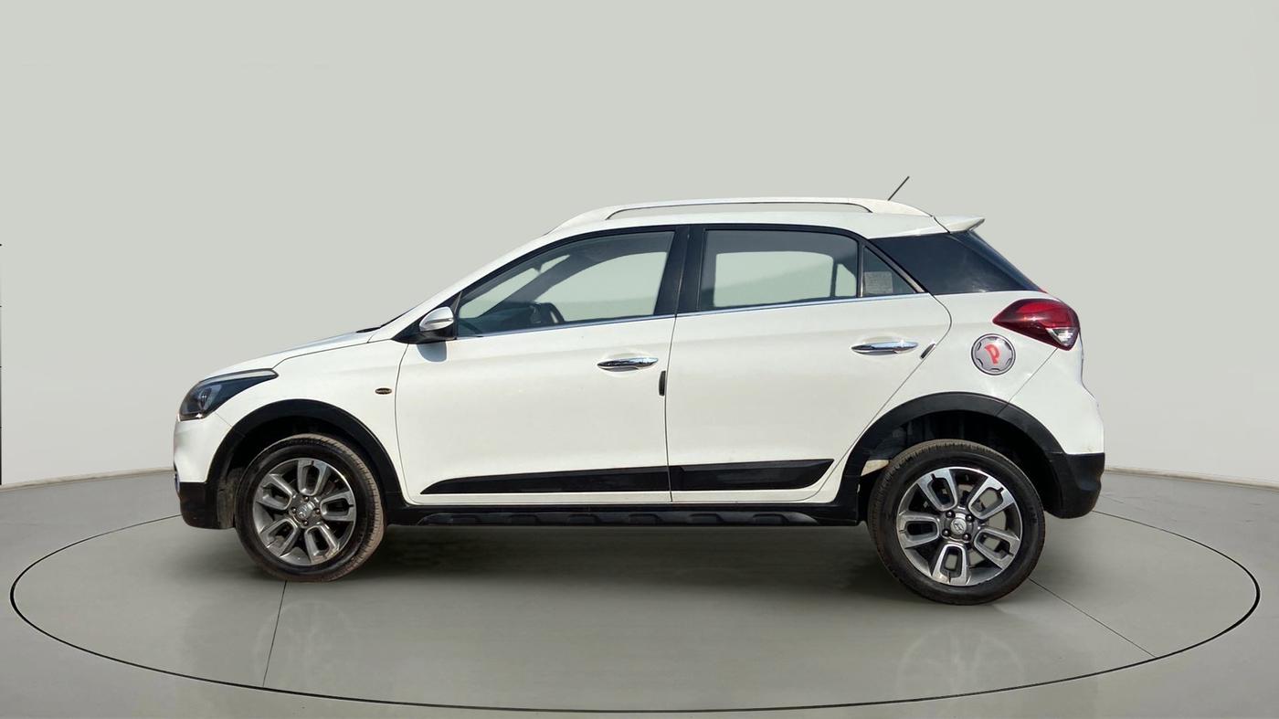 2017 Hyundai i20 Active 1.2 SX, Petrol, Manual, 53,350 km, Left Side