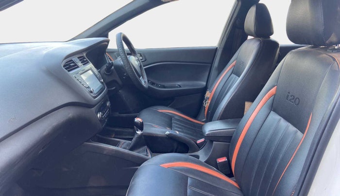 2017 Hyundai i20 Active 1.2 SX, Petrol, Manual, 53,350 km, Right Side Front Door Cabin