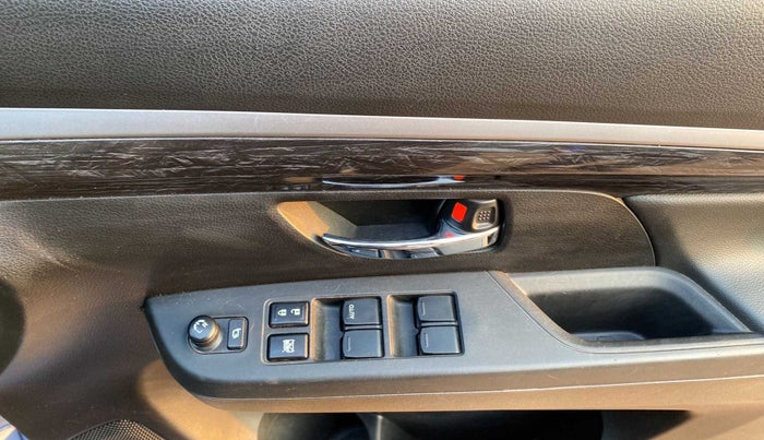 2020 Maruti XL6 ALPHA AT, Petrol, Automatic, 11,429 km, Driver Side Door Panels Control