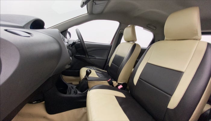 2013 Toyota Etios Liva G, Petrol, Manual, 87,572 km, Right Side Front Door Cabin