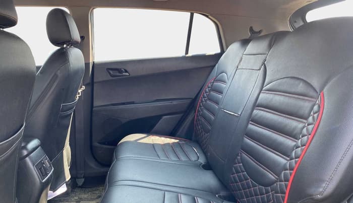 2017 Hyundai Creta E PLUS 1.6 PETROL, Petrol, Manual, 91,317 km, Right Side Rear Door Cabin