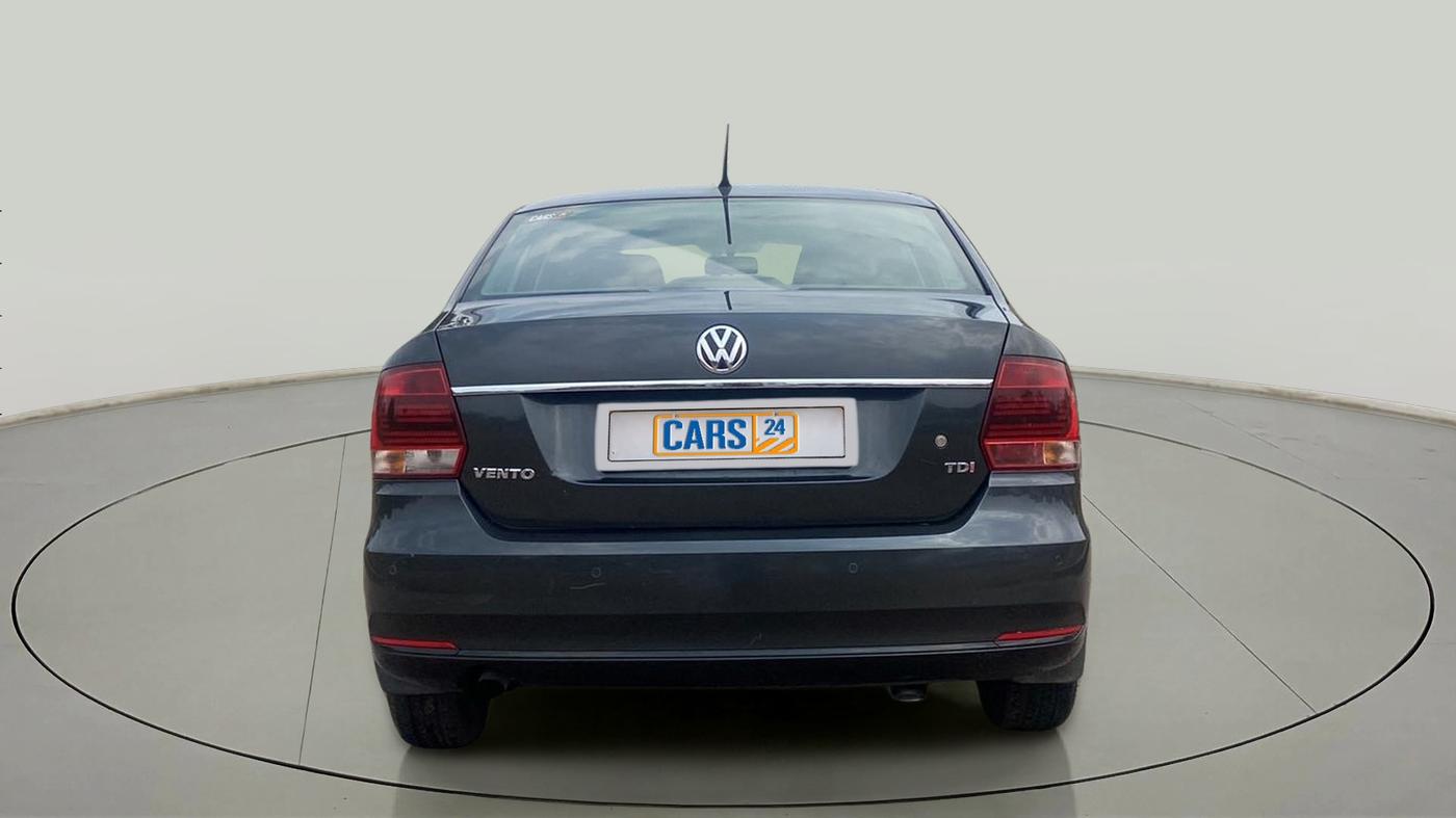 2016 Volkswagen Vento COMFORTLINE 1.5 AT, Diesel, Automatic, 75,711 km, Back/Rear