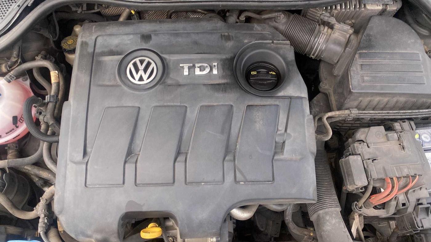 2016 Volkswagen Vento COMFORTLINE 1.5 AT, Diesel, Automatic, 75,711 km, Open Bonet