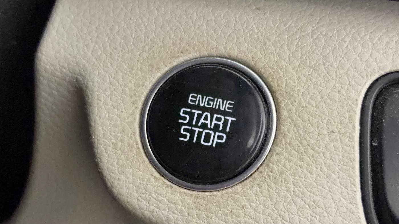 2021 KIA SELTOS HTX IVT 1.5 PETROL, CNG, Automatic, 79,136 km, Keyless Start/ Stop Button