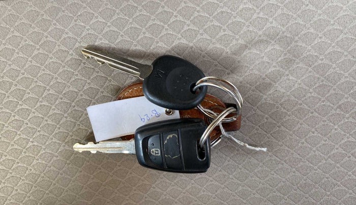 2021 Hyundai NEW SANTRO SPORTZ AMT, Petrol, Automatic, 10,256 km, Lock system - Remote key not working