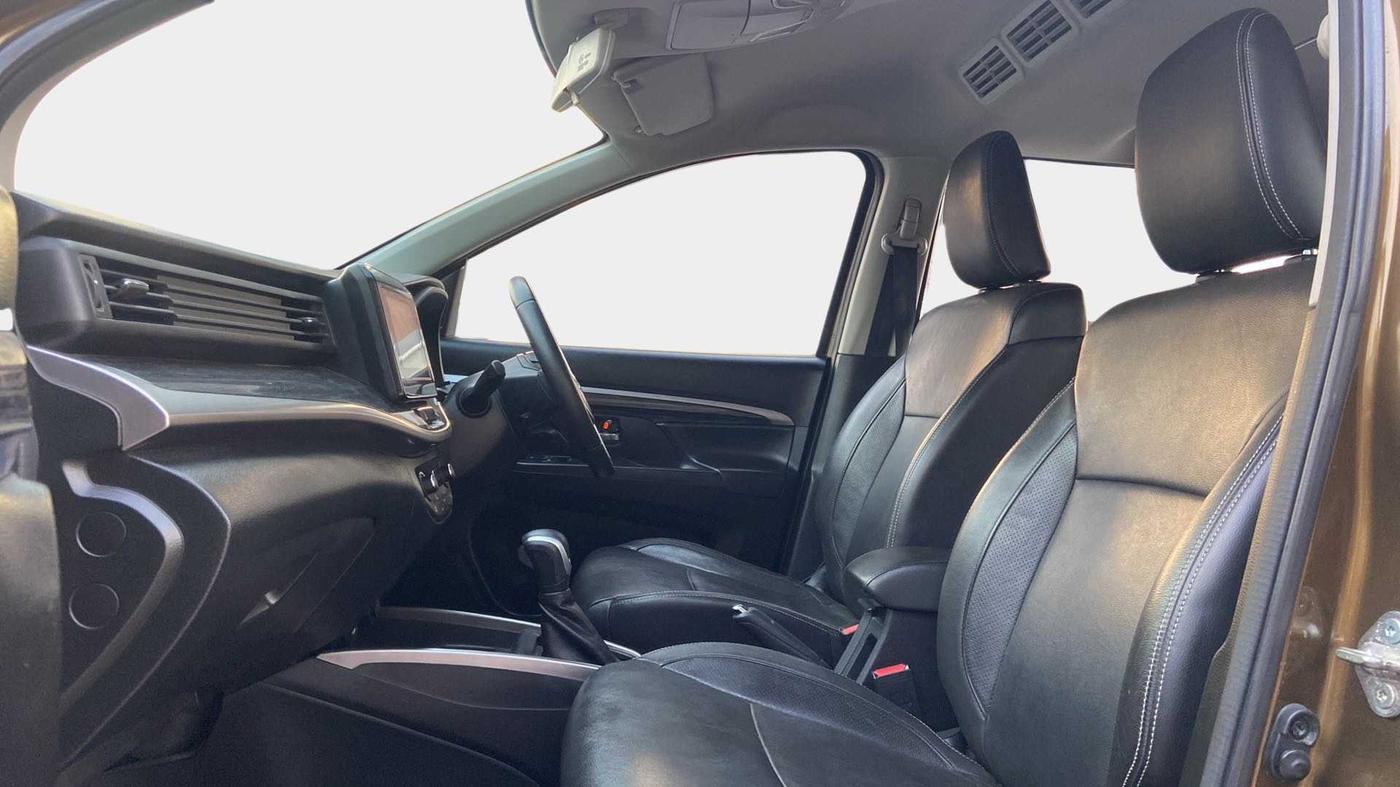 2019 Maruti XL6 ALPHA AT, Petrol, Automatic, 42,393 km, Right Side Front Door Cabin