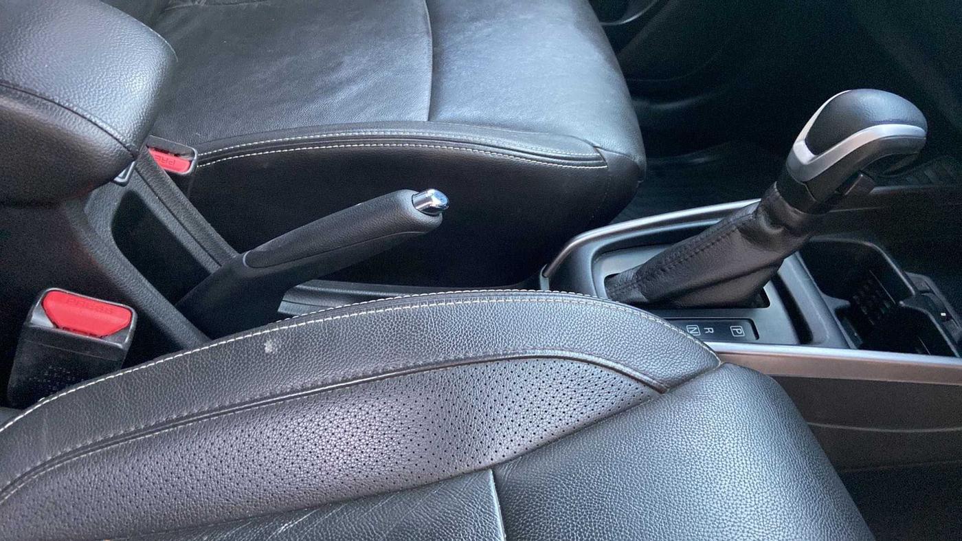 2019 Maruti XL6 ALPHA AT, Petrol, Automatic, 42,393 km, Gear Lever