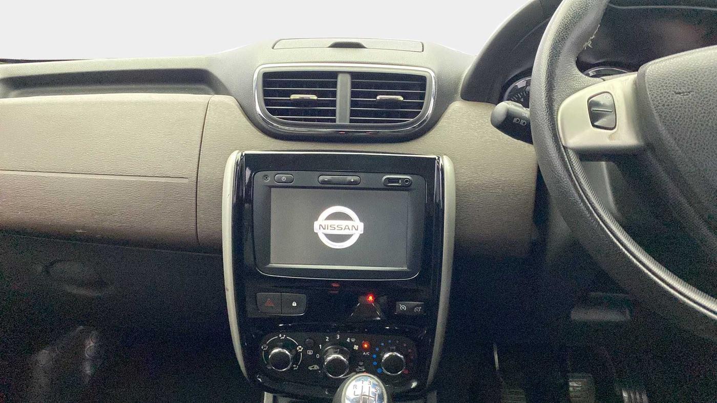 2017 Nissan Terrano XV D THP PREMIUM 110 PS, Diesel, Manual, 1,03,084 km, Air Conditioner
