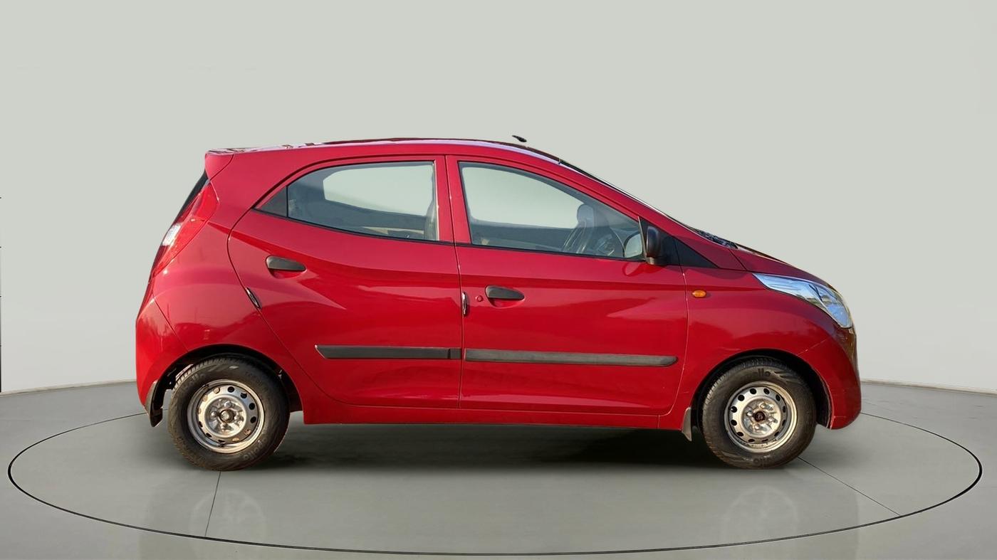 2016 Hyundai Eon ERA +, Petrol, Manual, 38,952 km, Right Side View