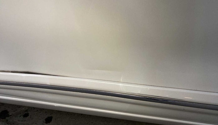 2017 Maruti Baleno ZETA CVT PETROL 1.2, Petrol, Automatic, 28,556 km, Front passenger door - Slightly dented