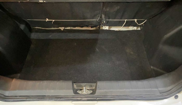 2017 Maruti Baleno ZETA CVT PETROL 1.2, Petrol, Automatic, 28,556 km, Boot Inside